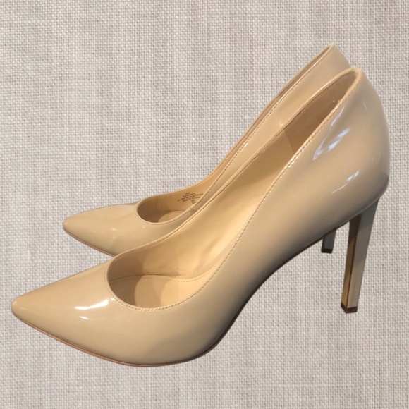 NINE WEST Women's Beige Slip On Pumps Size 8.5 M - Picture 1 of 9